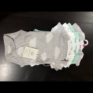 NB Onesies-5. Cloud island plus first impressions